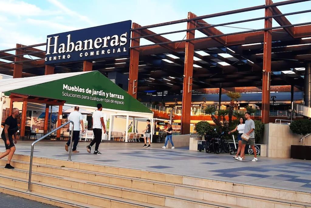 Apartament Adventure Harbour Torrevieja Zewnętrze zdjęcie