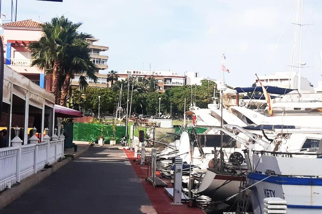 Apartament Adventure Harbour Torrevieja Zewnętrze zdjęcie